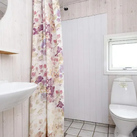 Two-bedroom In Kalundborg 2