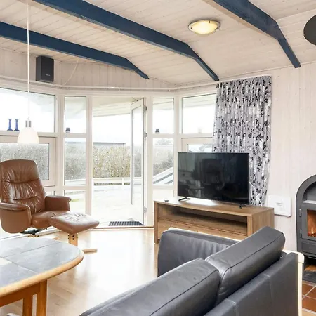 Two-bedroom In Kalundborg 2